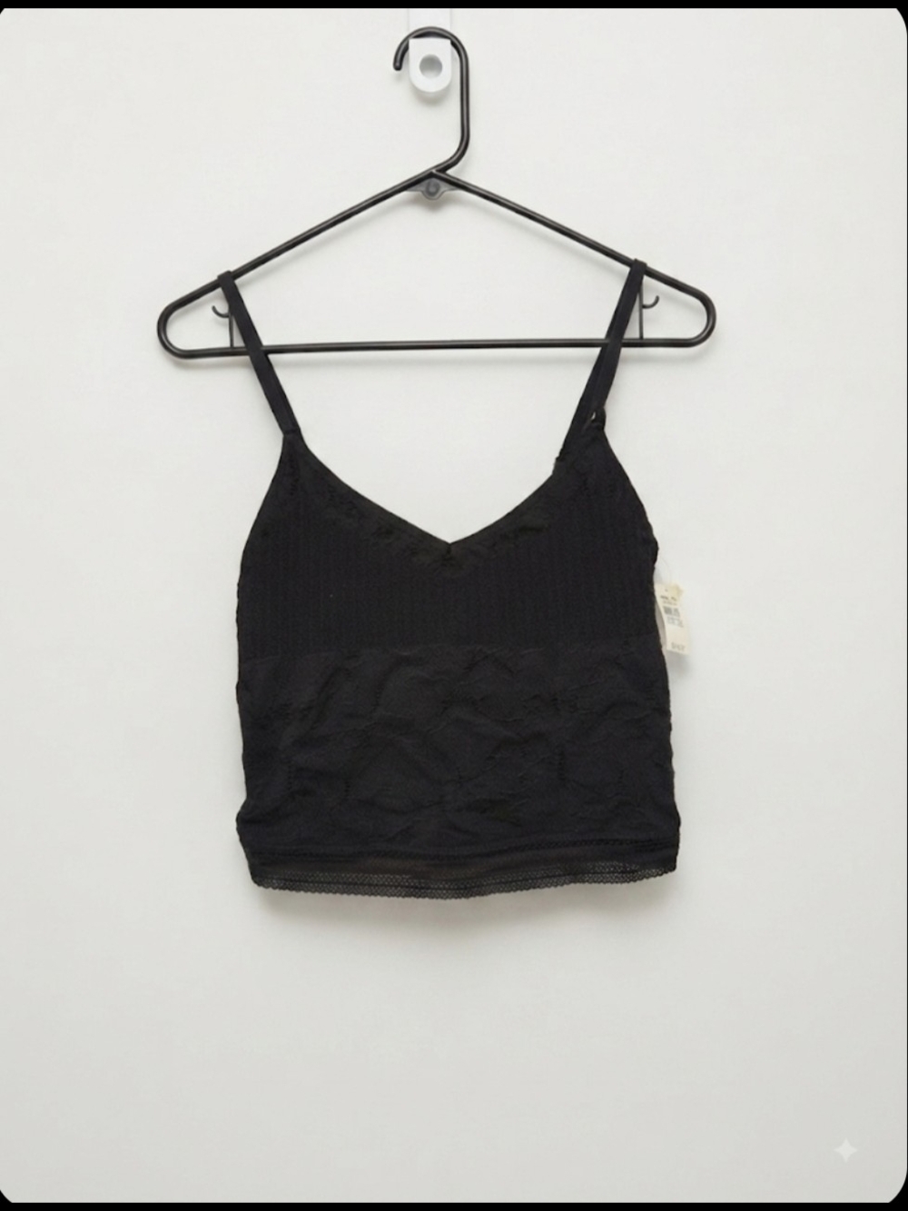 NWT Aerie Superchill Black Lace Scoop Neck Crop Top Size M